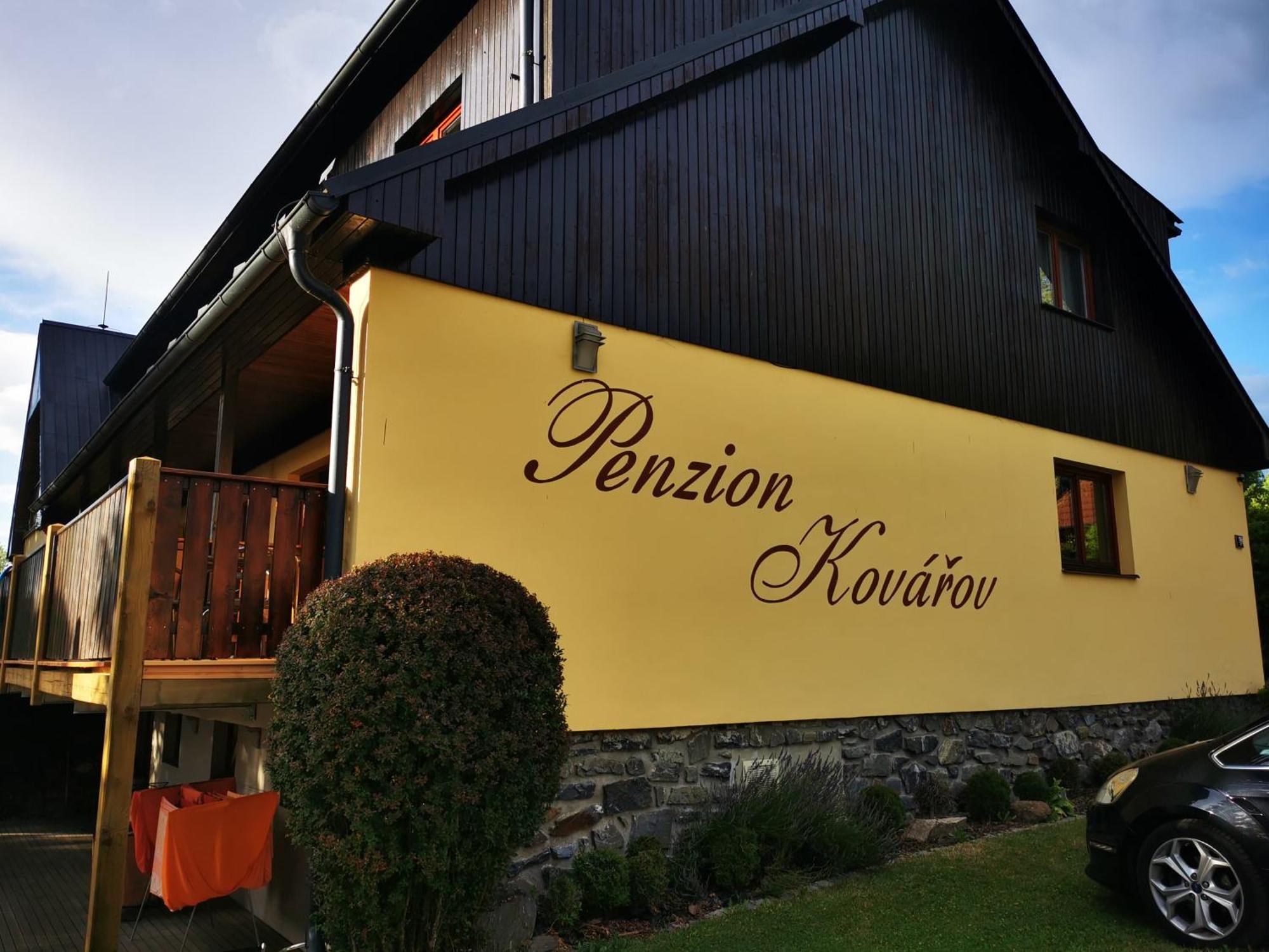 Penzion Kovarov Frymburk Exteriör bild